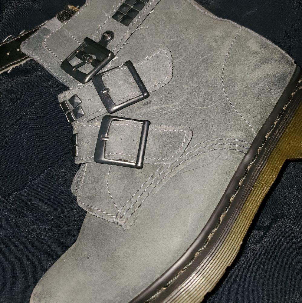 Dr.Marten Hayley combat boots